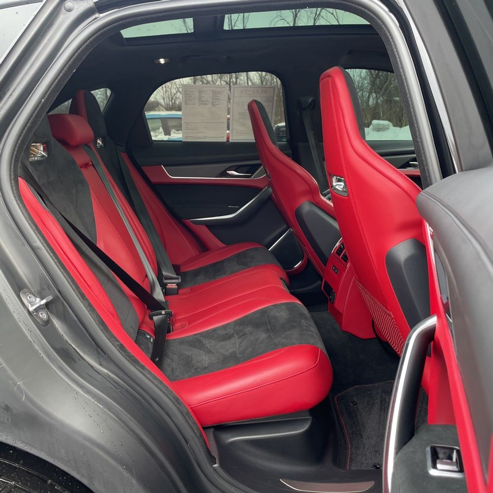 2023 Jaguar F-Pace - Image 19