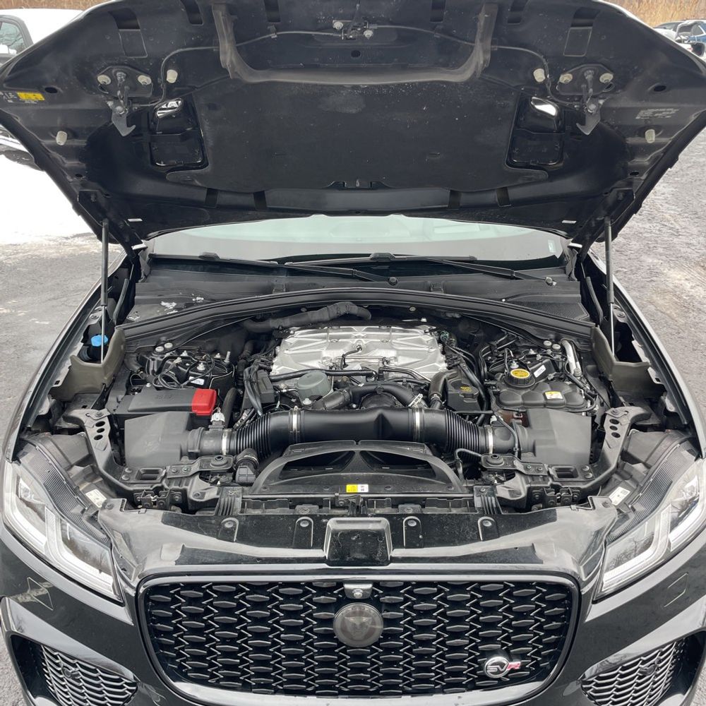 2023 Jaguar F-Pace - Image 44