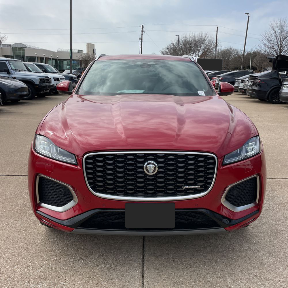 2025 Jaguar F-PACE - Image 14