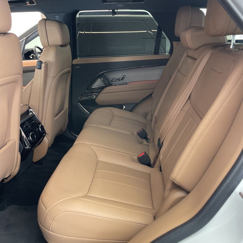 2024 Land Rover Range Rover Sport - Image 27