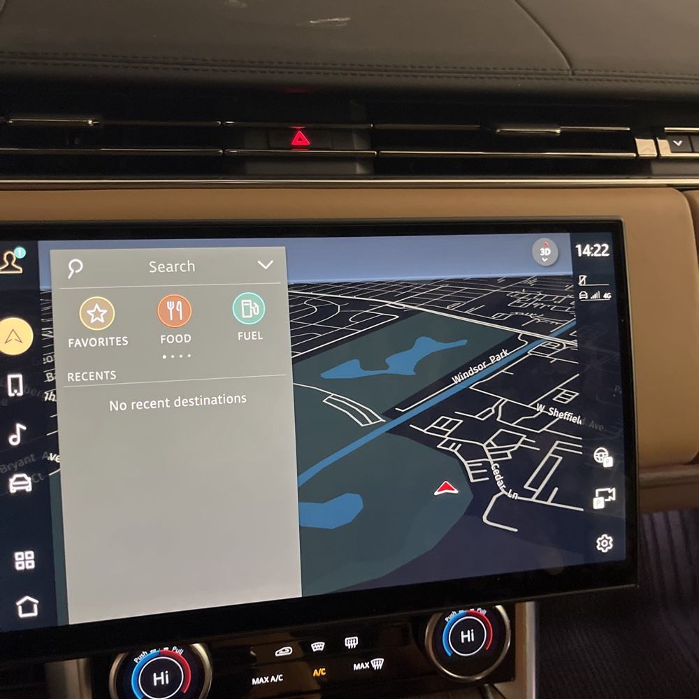2023 Land Rover Range Rover - Image 3