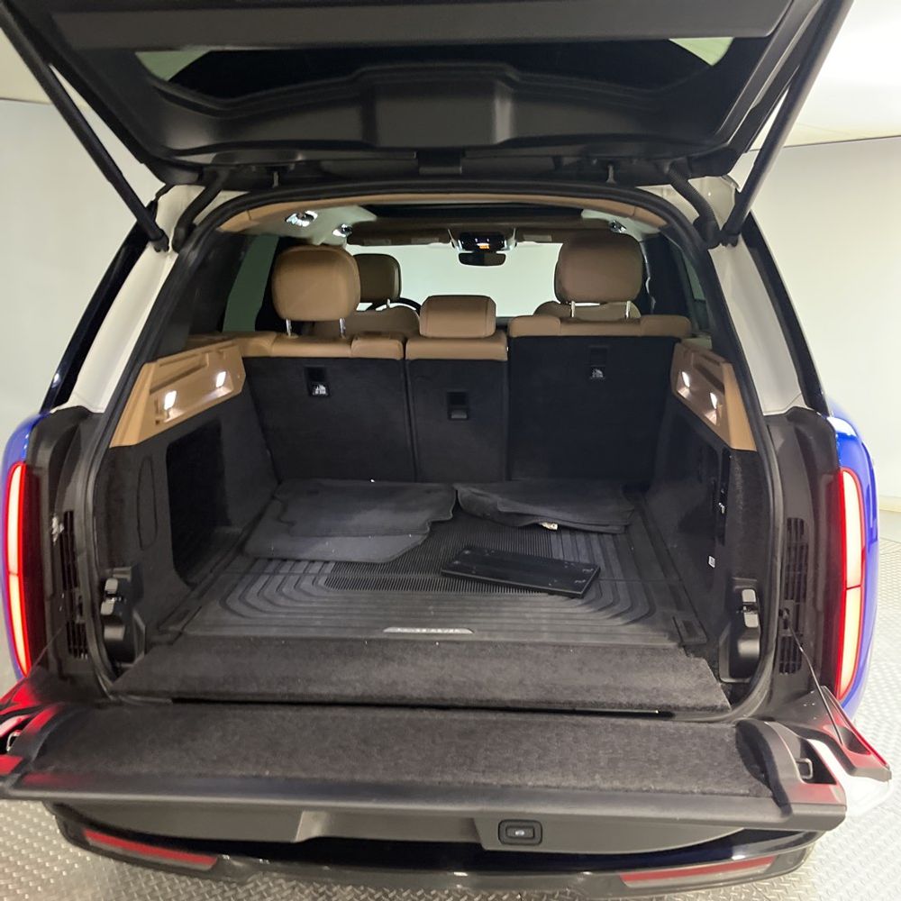 2023 Land Rover Range Rover - Image 10