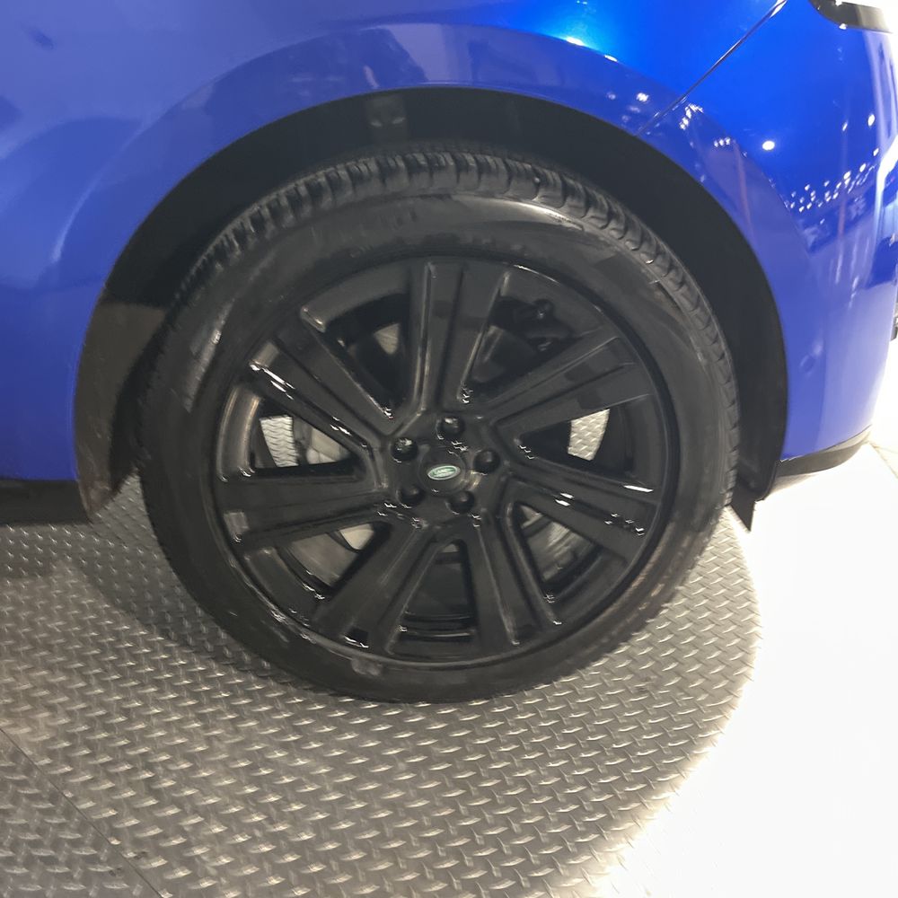 2023 Land Rover Range Rover - Image 11