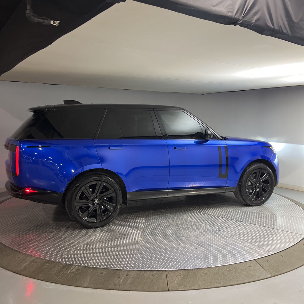 2023 Land Rover Range Rover - Image 17