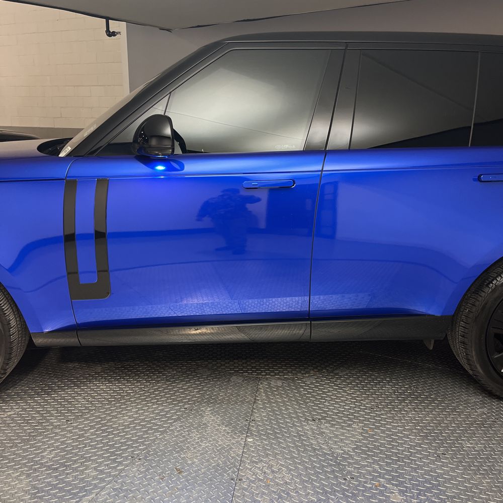 2023 Land Rover Range Rover - Image 24