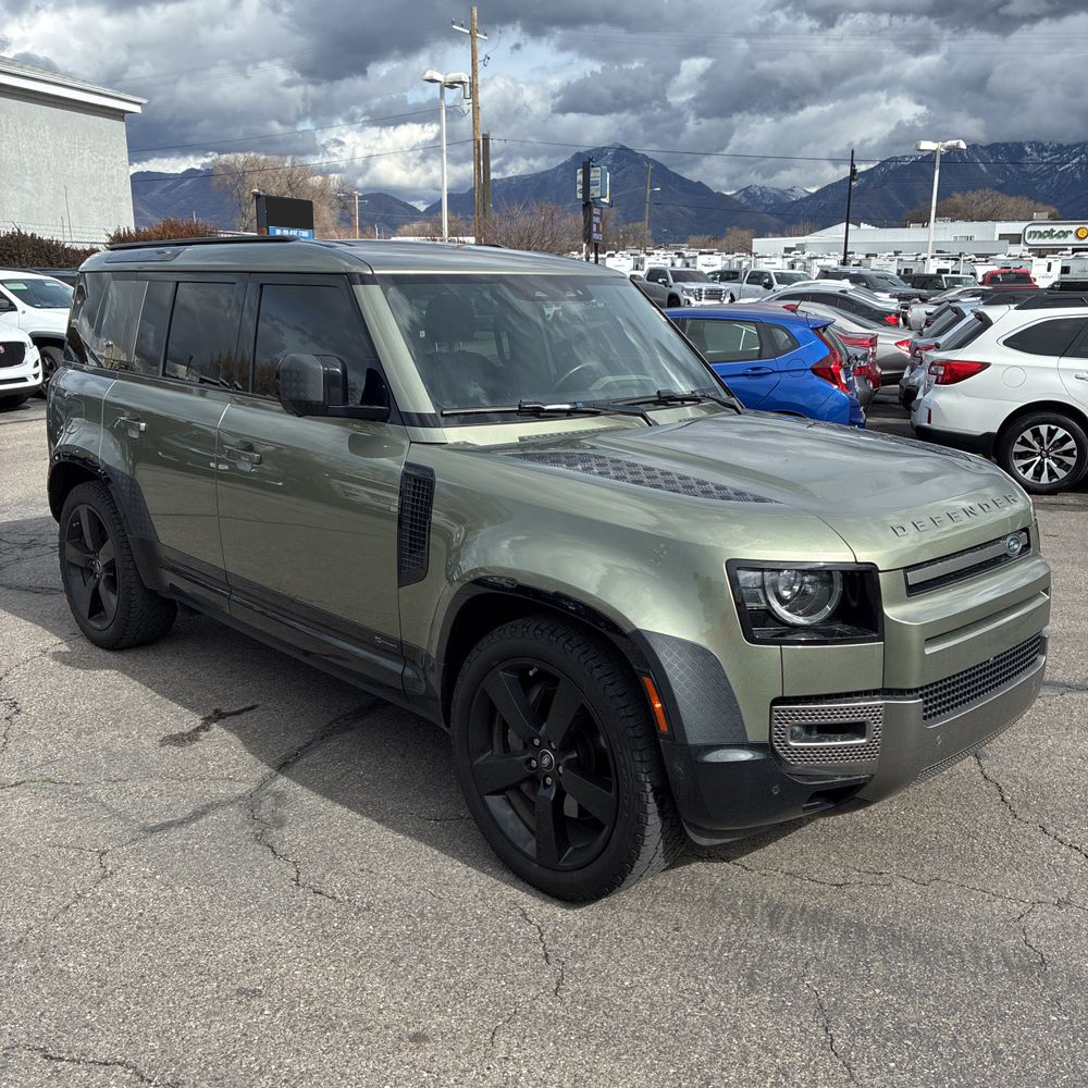 2021 Land Rover Defender - Image 27
