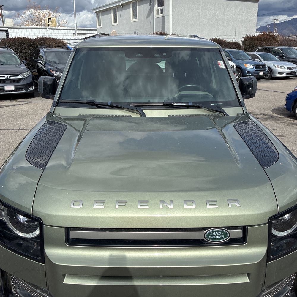 2021 Land Rover Defender - Image 57