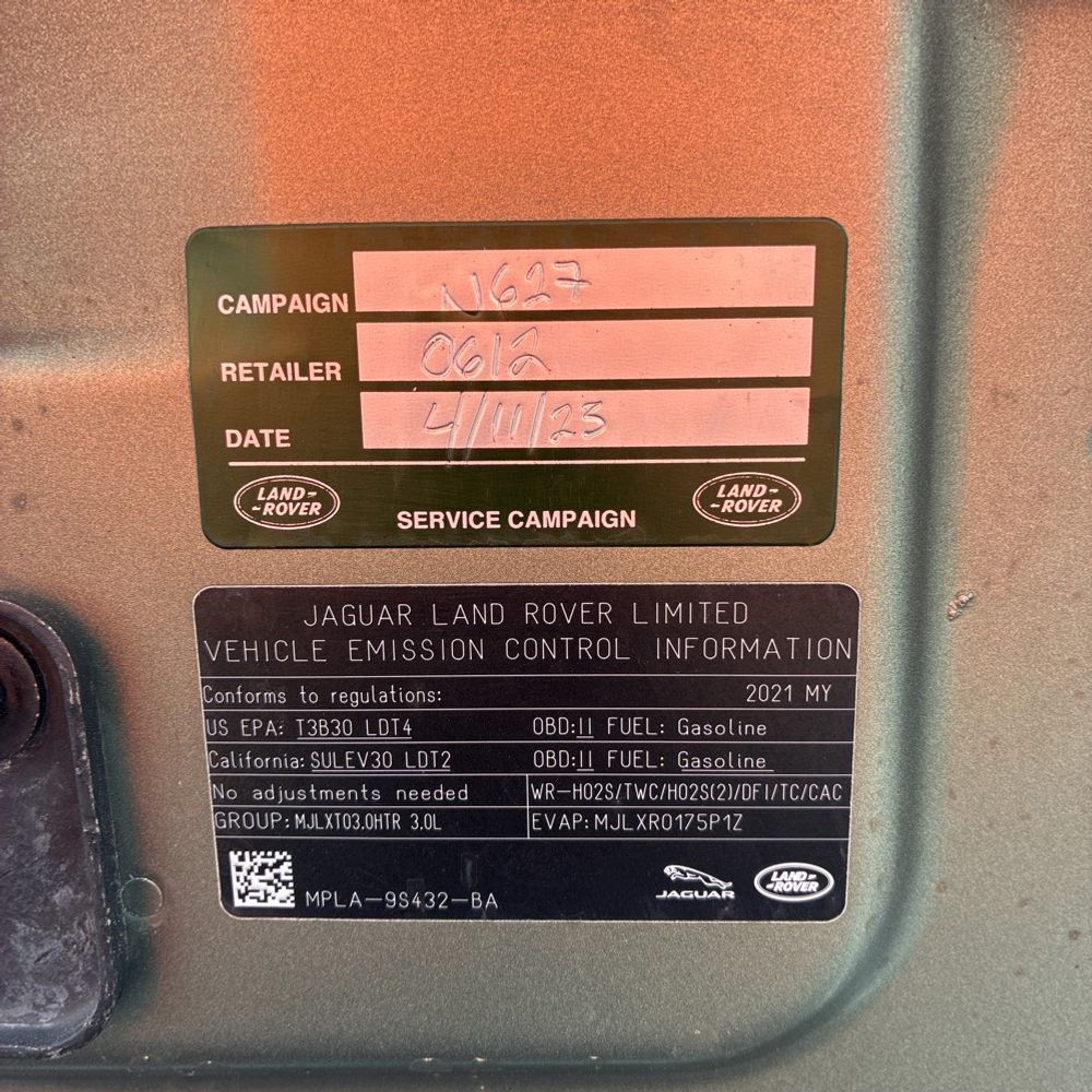 2021 Land Rover Defender - Image 60