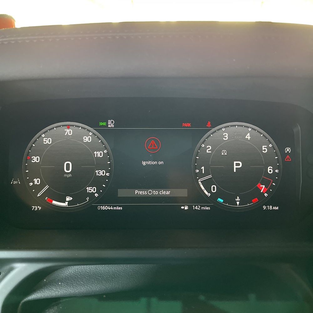 2024 Land Rover Defender - Image 15