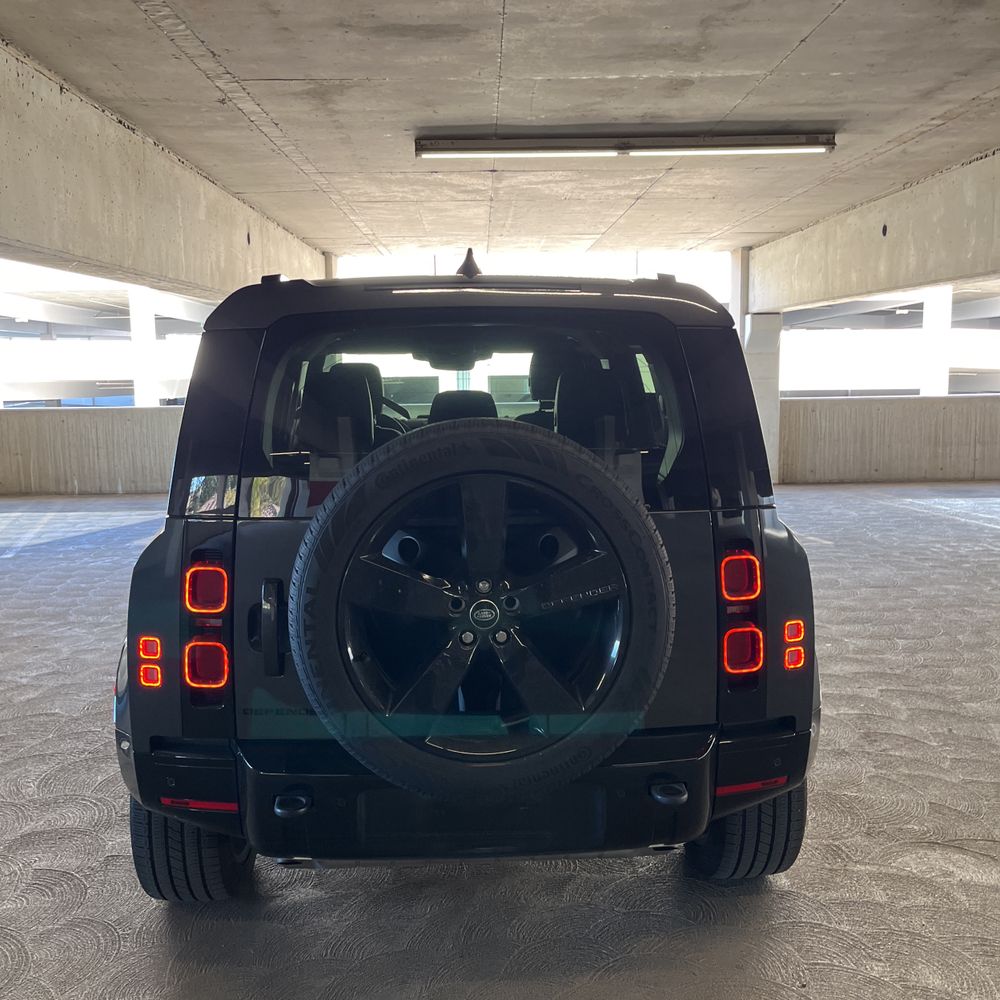 2024 Land Rover Defender - Image 20