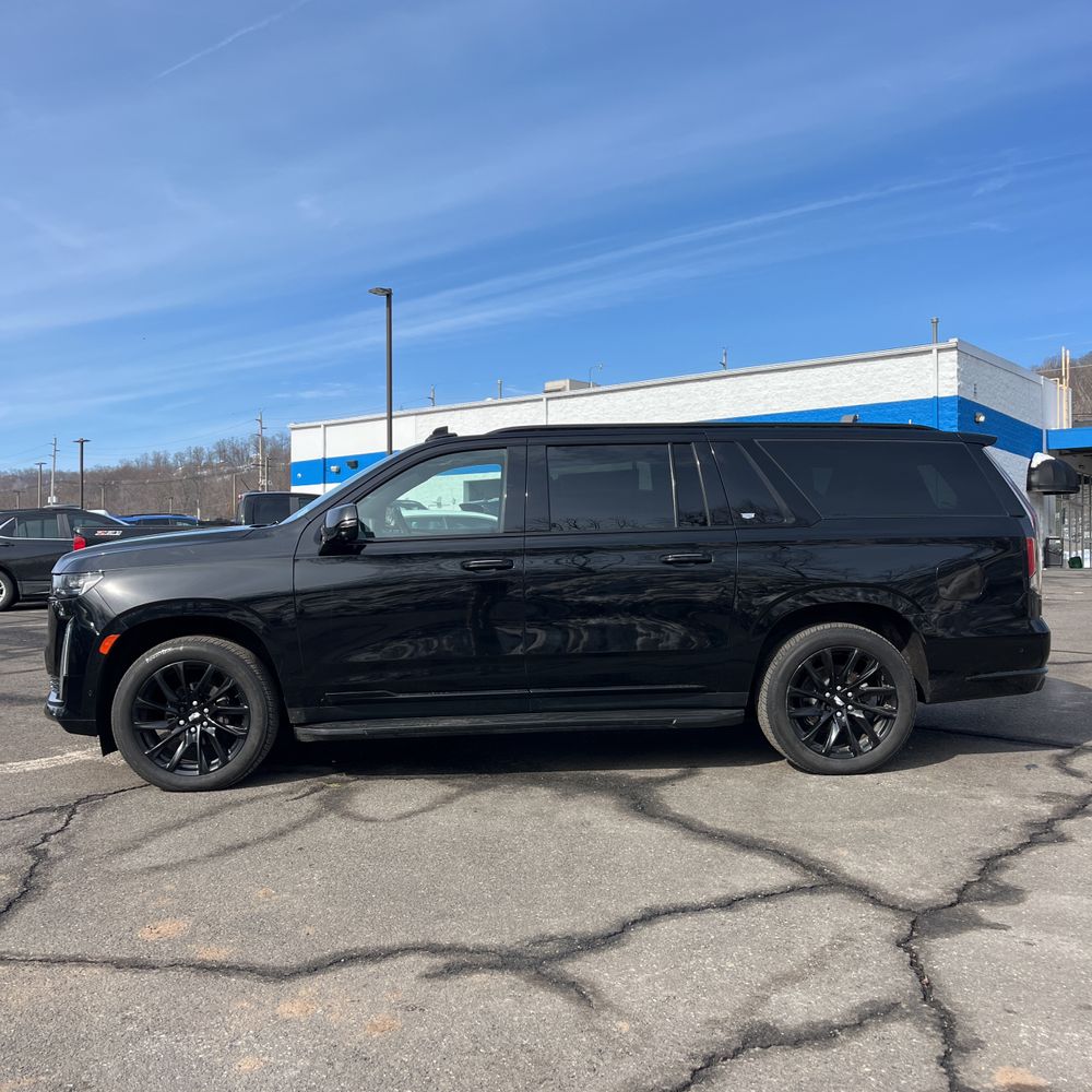2021 Cadillac Escalade ESV - Image 7