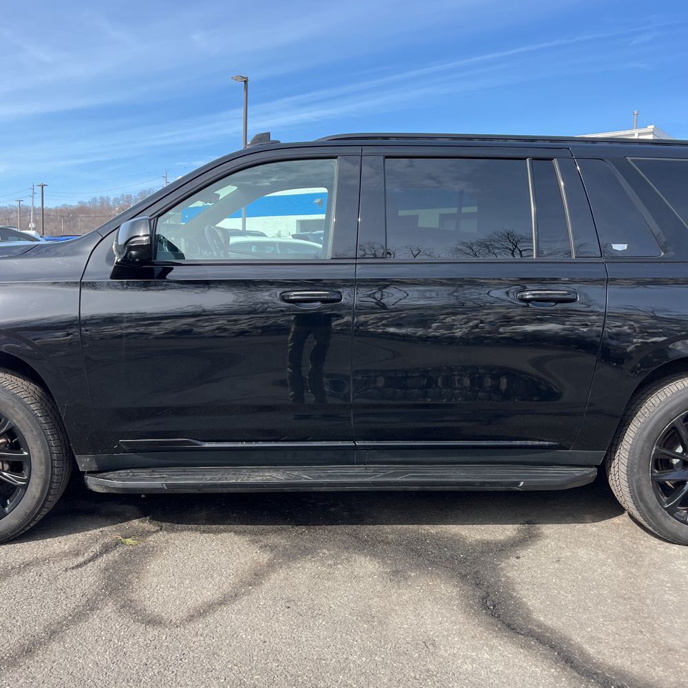 2021 Cadillac Escalade ESV - Image 14