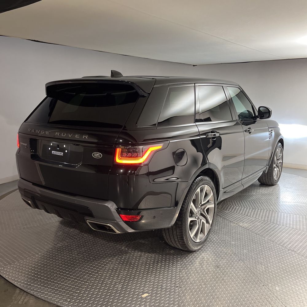 2022 Land Rover Range Rover Sport - Image 2
