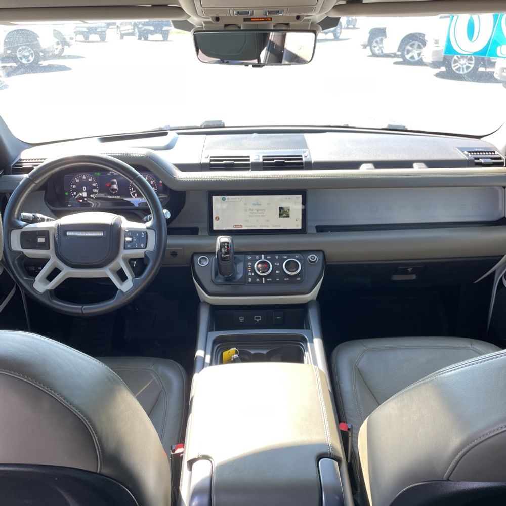2020 Land Rover Defender - Image 42