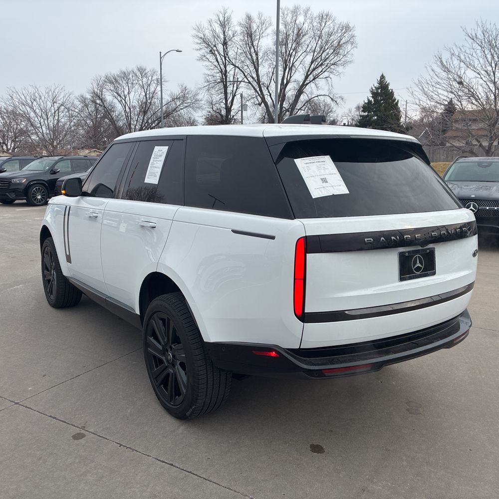 2023 Land Rover Range Rover - Image 20