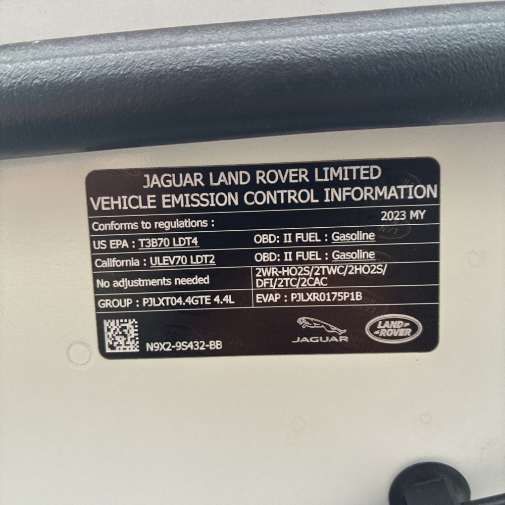 2023 Land Rover Range Rover - Image 21