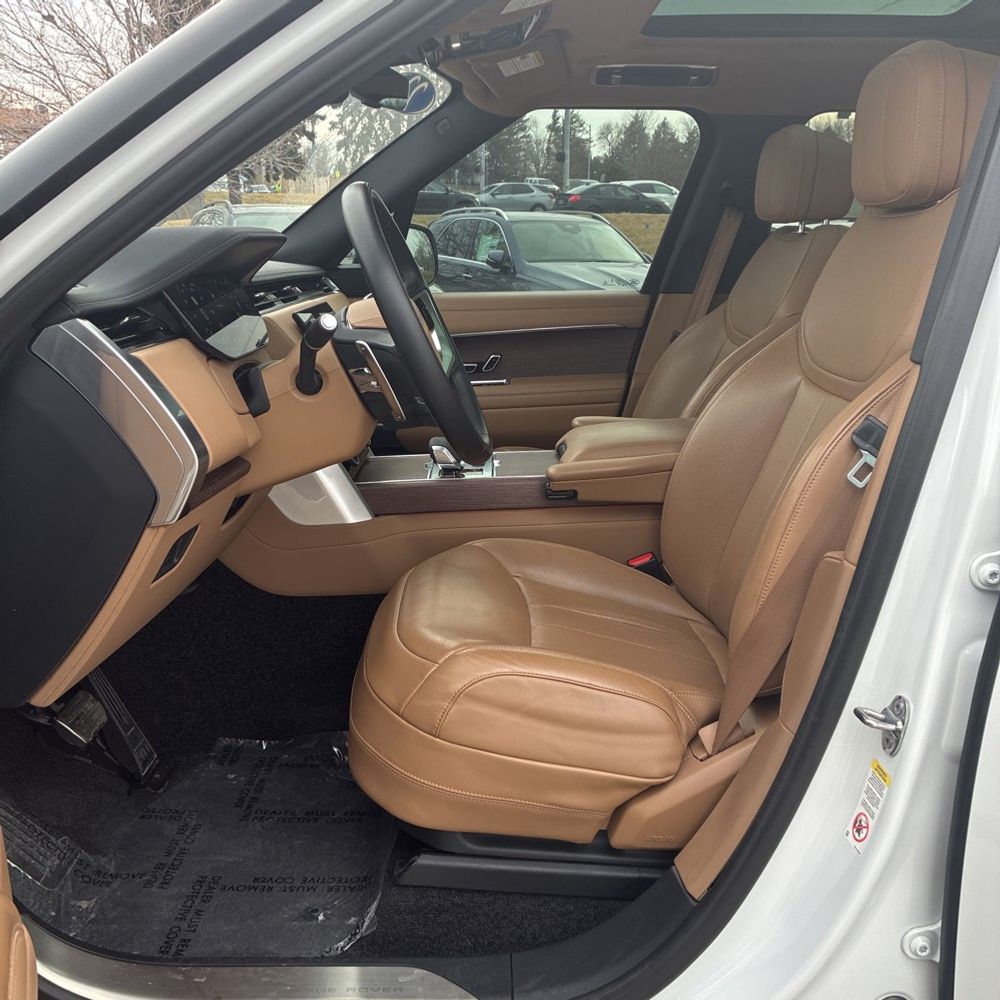 2023 Land Rover Range Rover - Image 32