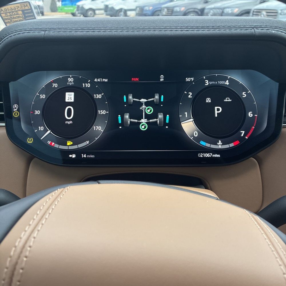 2023 Land Rover Range Rover - Image 35