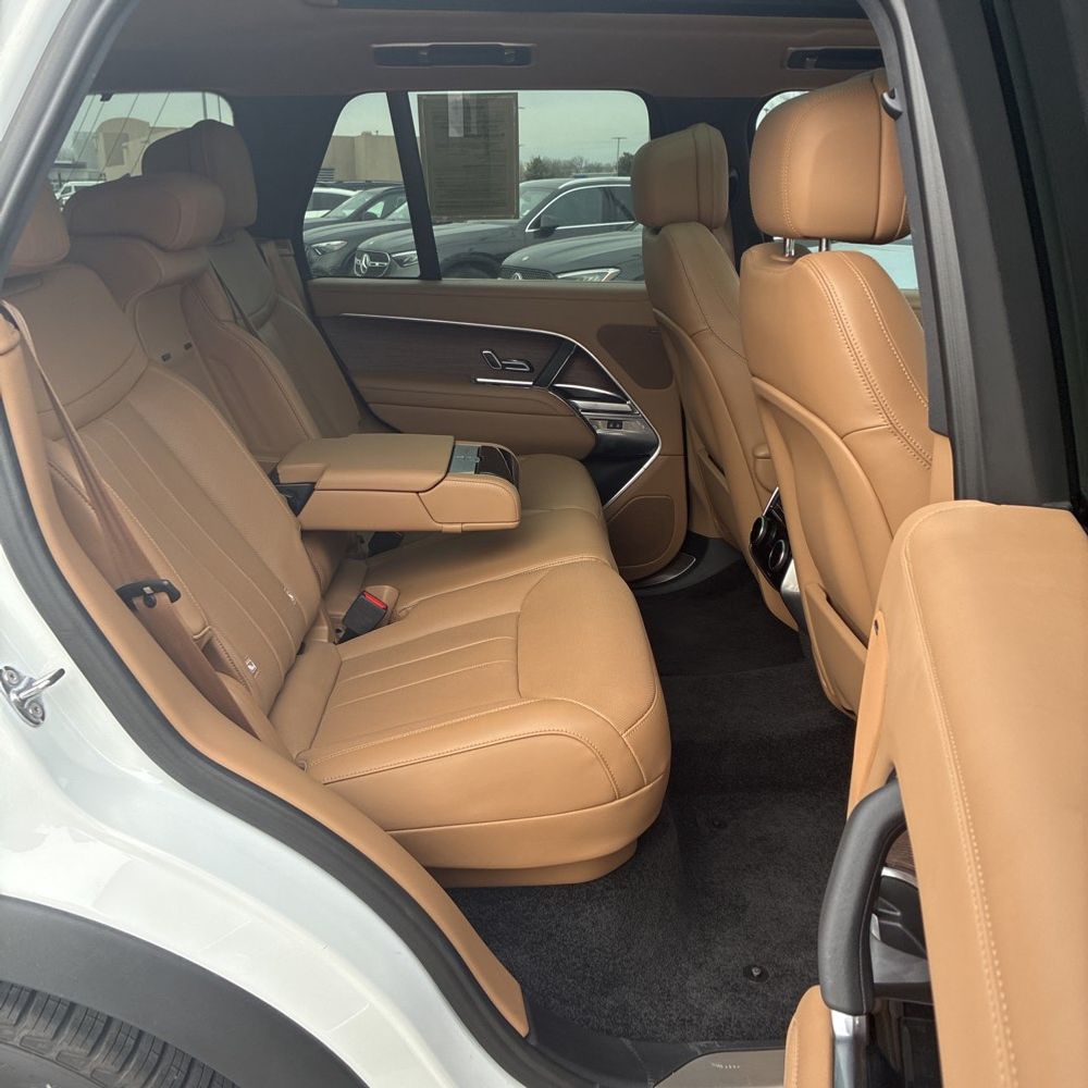 2023 Land Rover Range Rover - Image 41