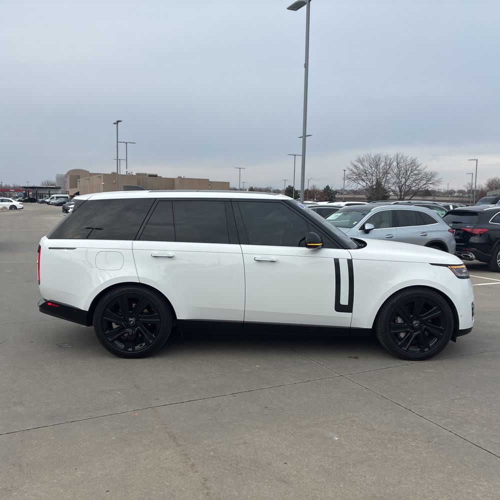 2023 Land Rover Range Rover - Image 44