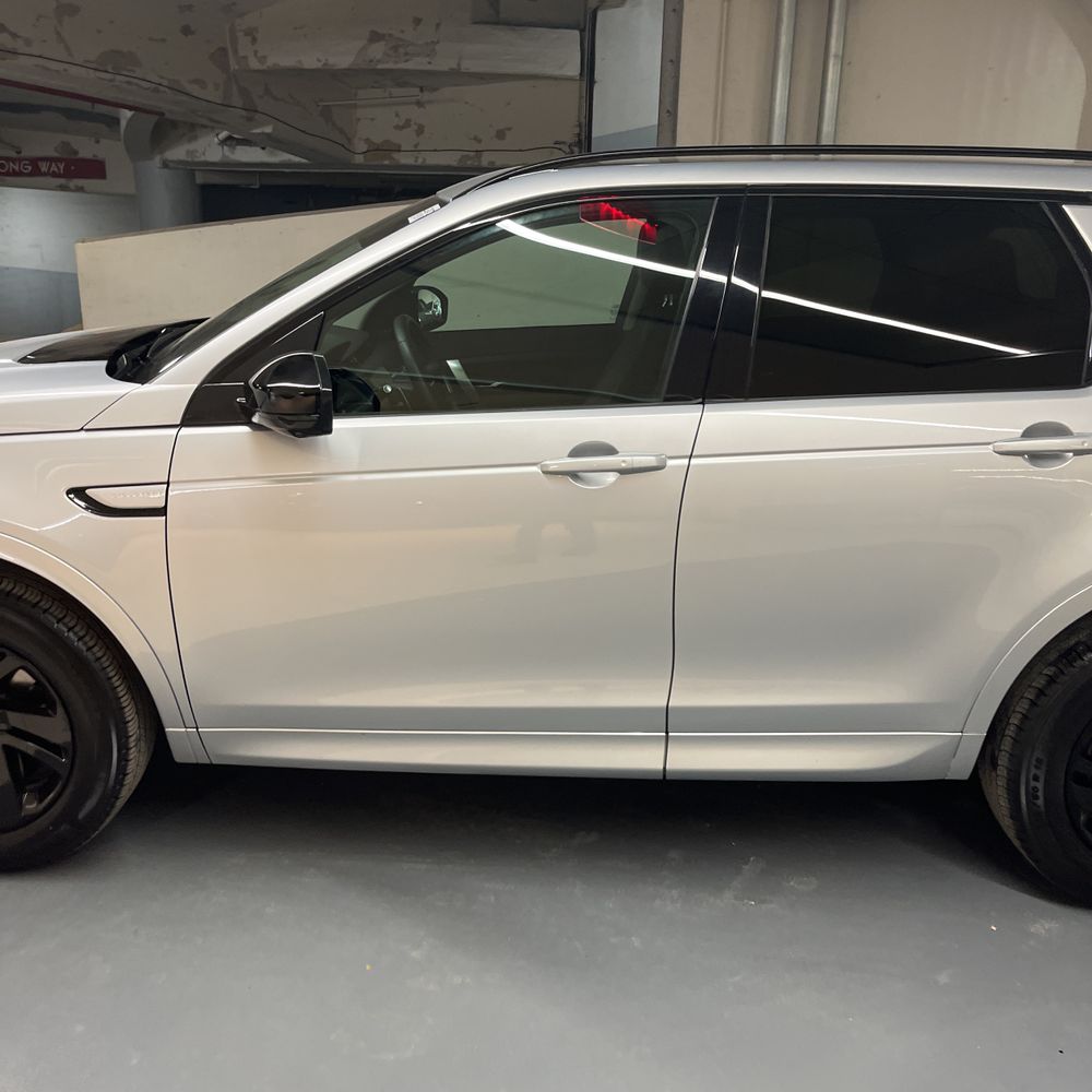 2024 Land Rover Discovery Sport - Image 31