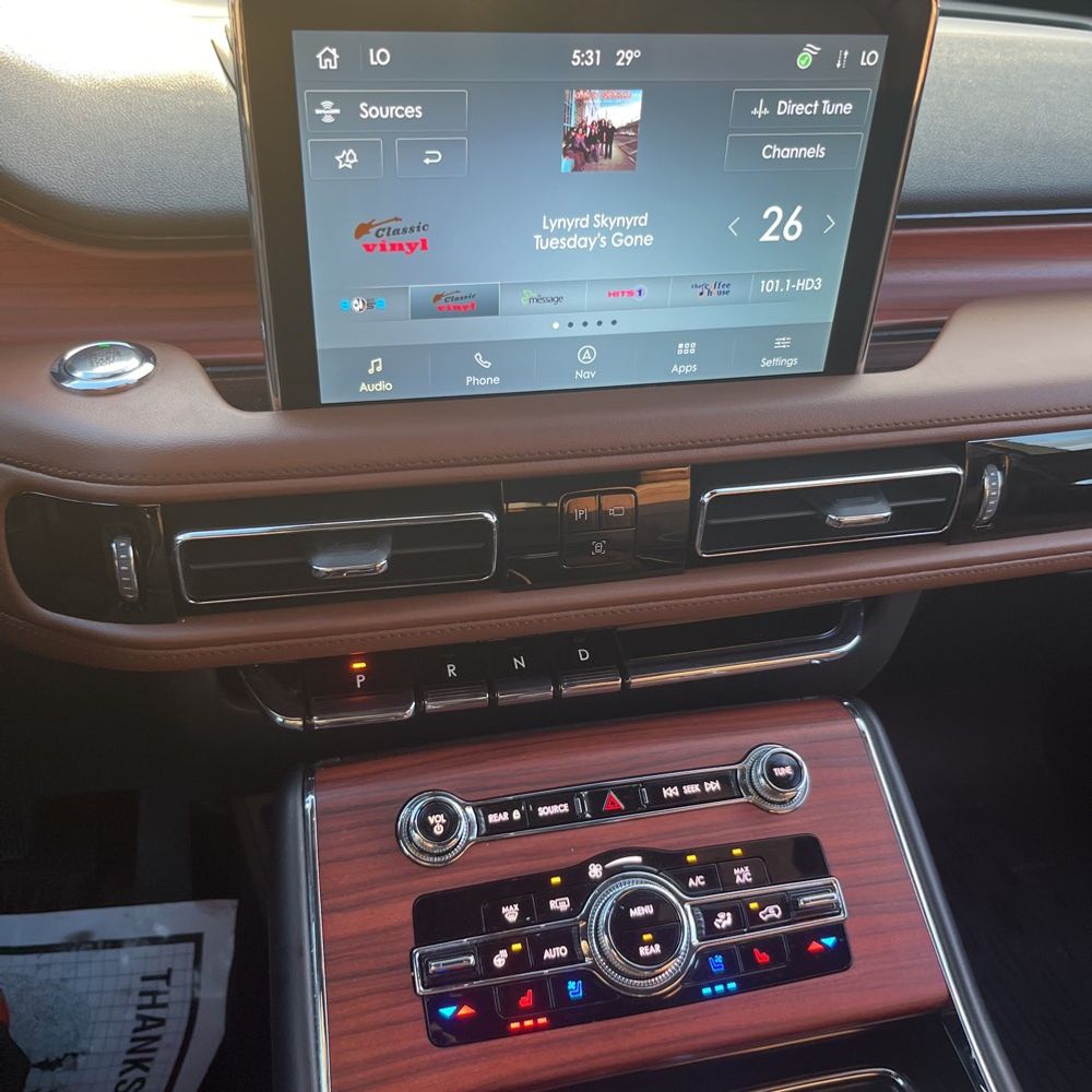 2024 Lincoln Aviator - Image 5