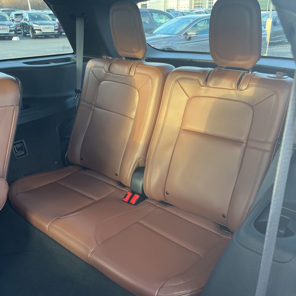 2024 Lincoln Aviator - Image 17