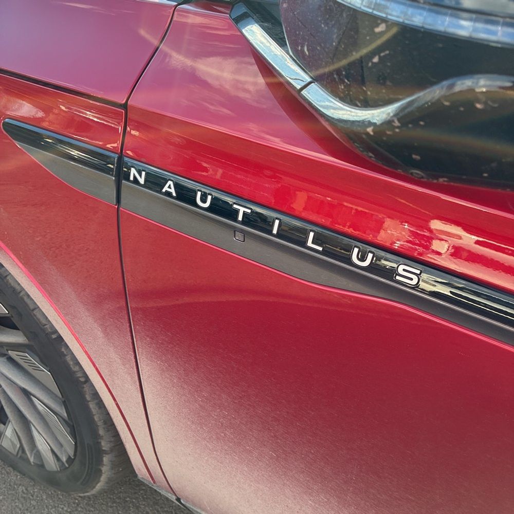 2024 Lincoln Nautilus - Image 60
