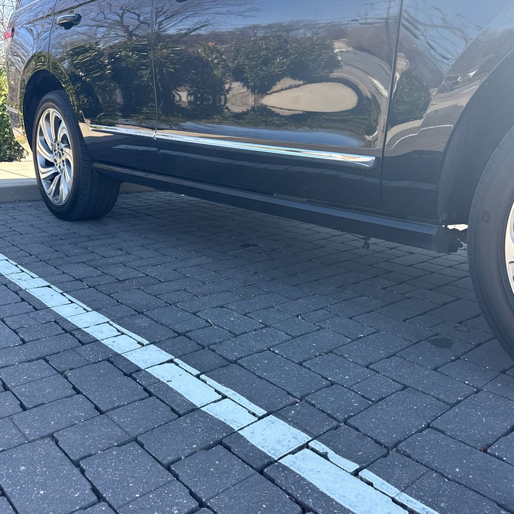2024 Lincoln Navigator - Image 7