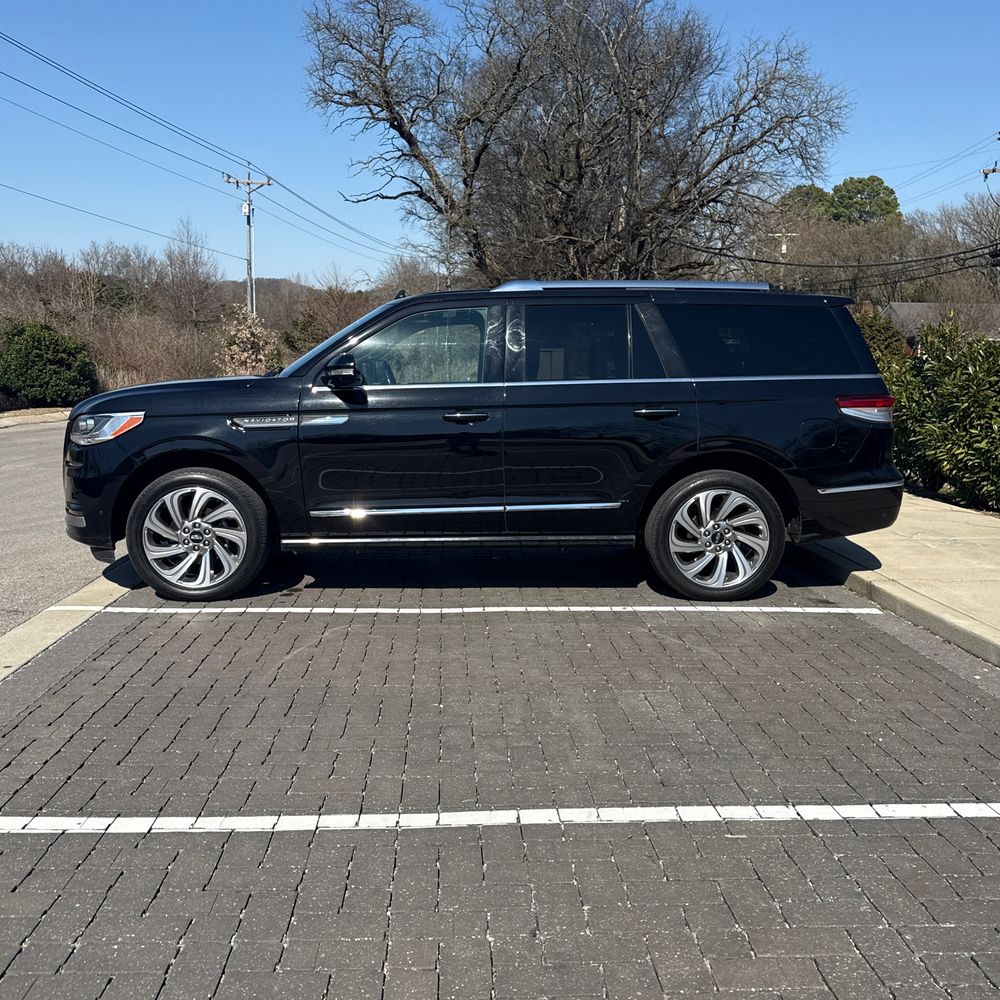 2024 Lincoln Navigator - Image 34