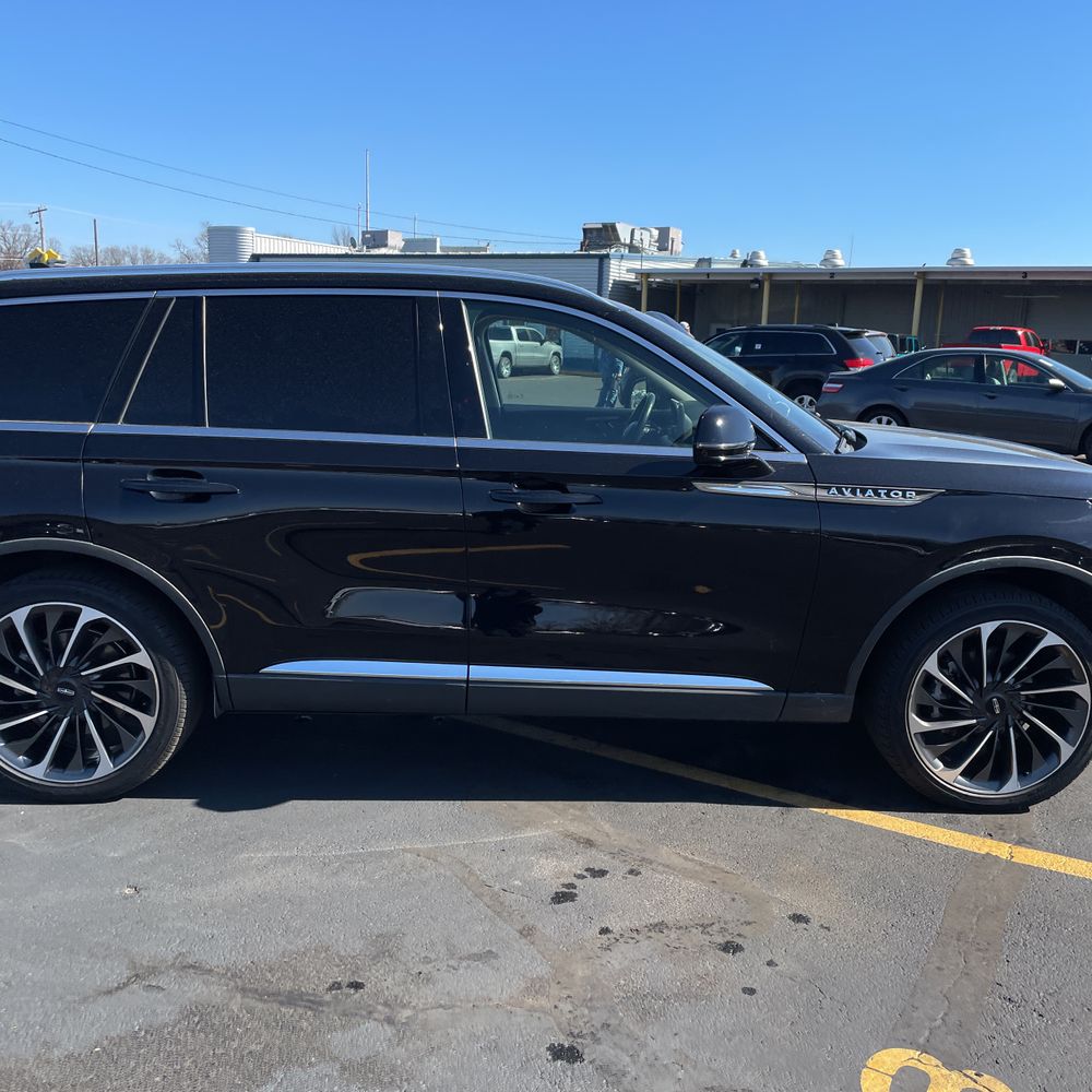 2023 Lincoln Aviator - Image 42