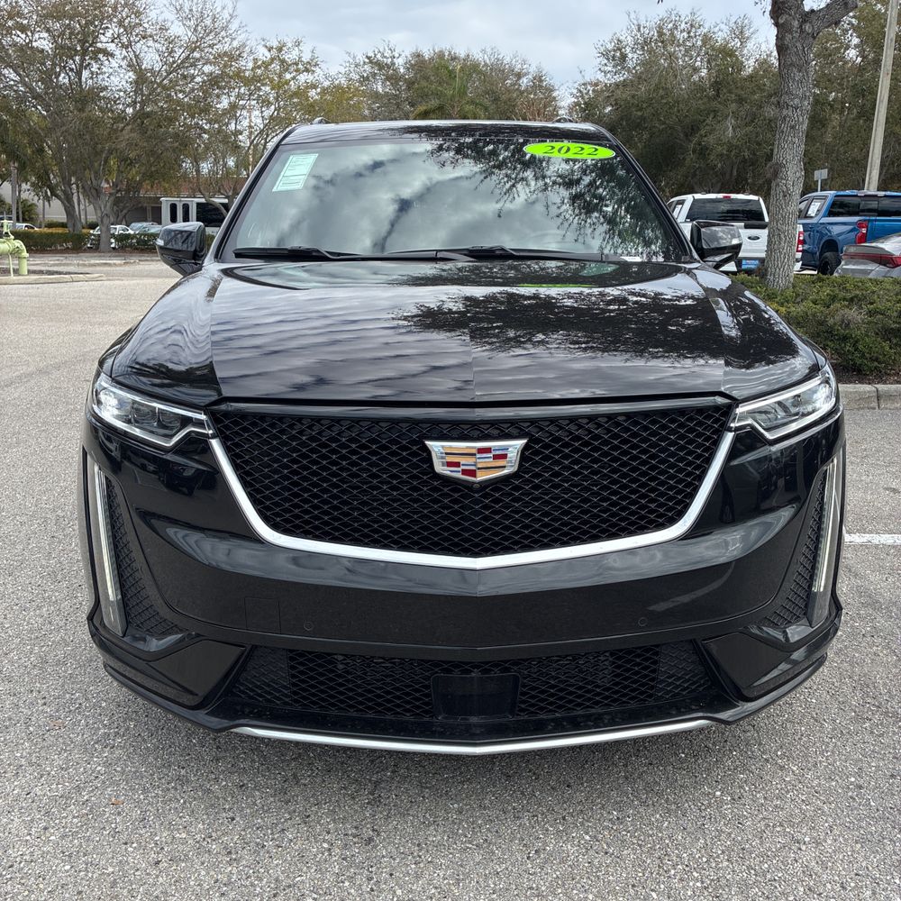 2022 Cadillac XT6 - Image 15