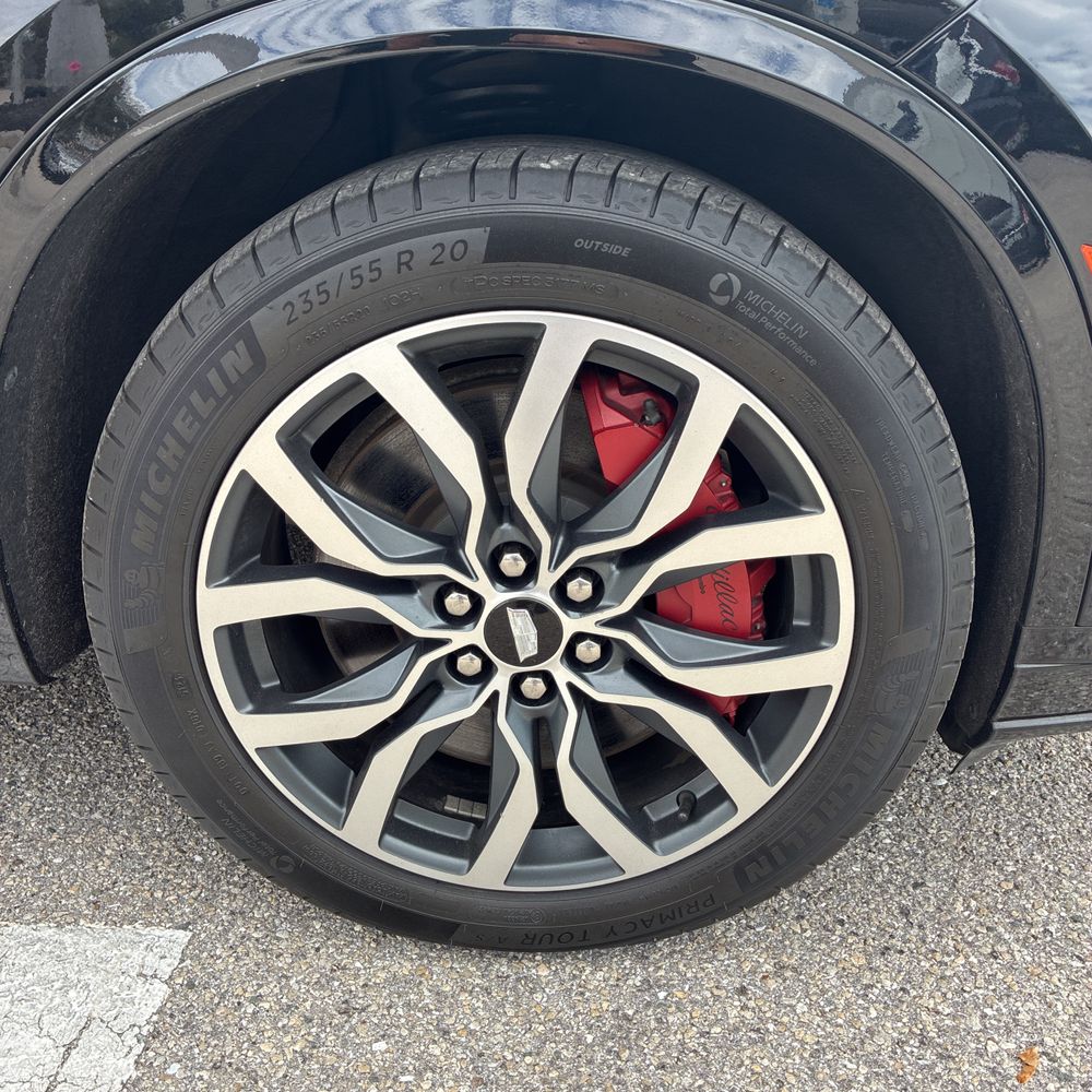 2022 Cadillac XT6 - Image 24