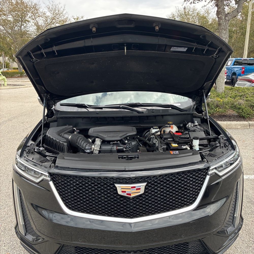 2022 Cadillac XT6 - Image 36