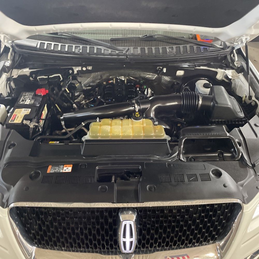 2021 Lincoln Navigator - Image 19