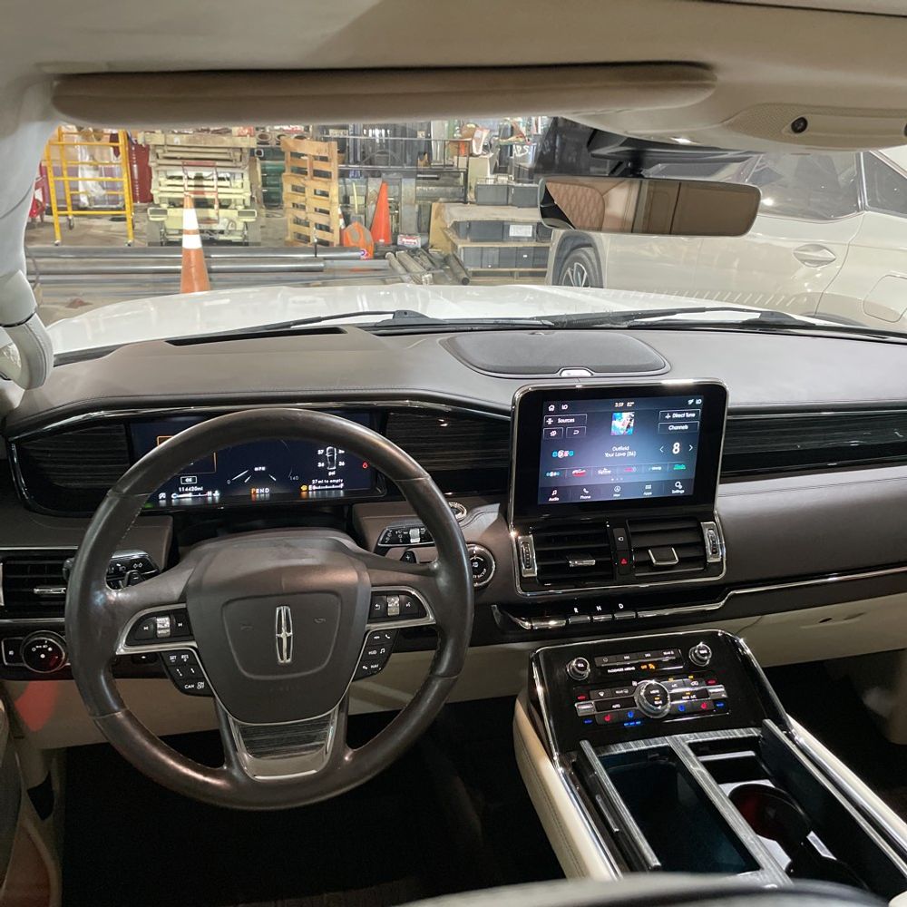 2021 Lincoln Navigator - Image 45