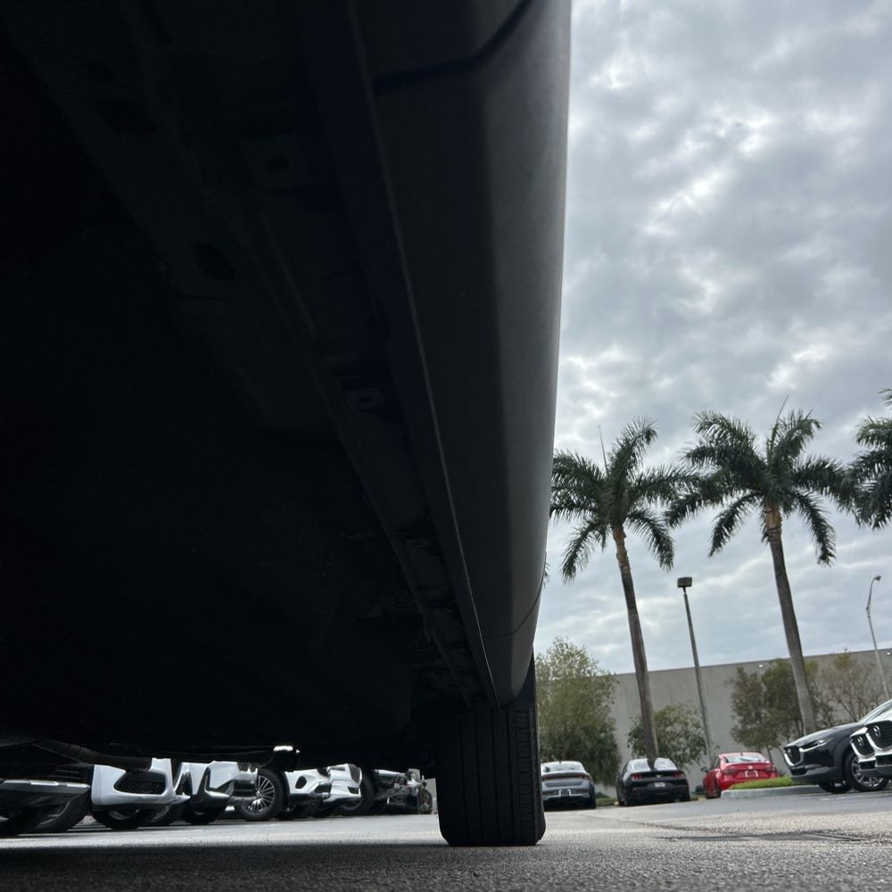 2023 Lincoln Aviator - Image 2