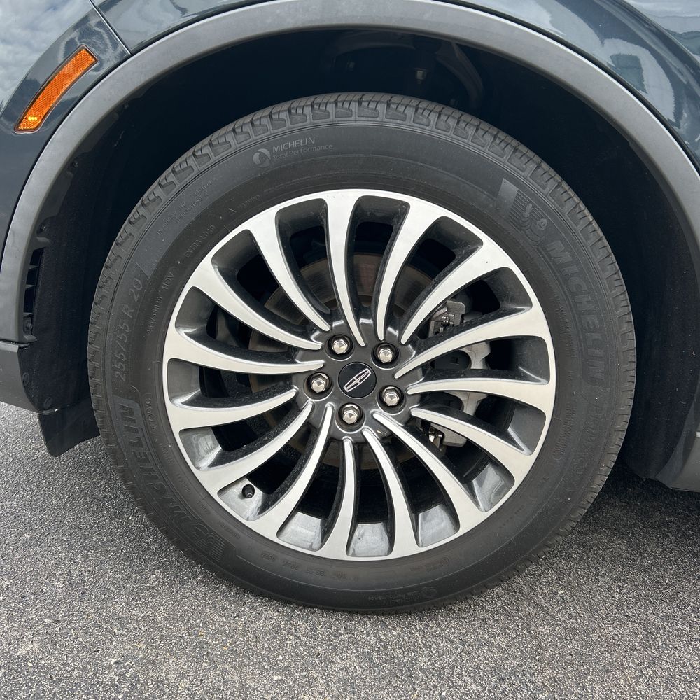 2023 Lincoln Aviator - Image 13