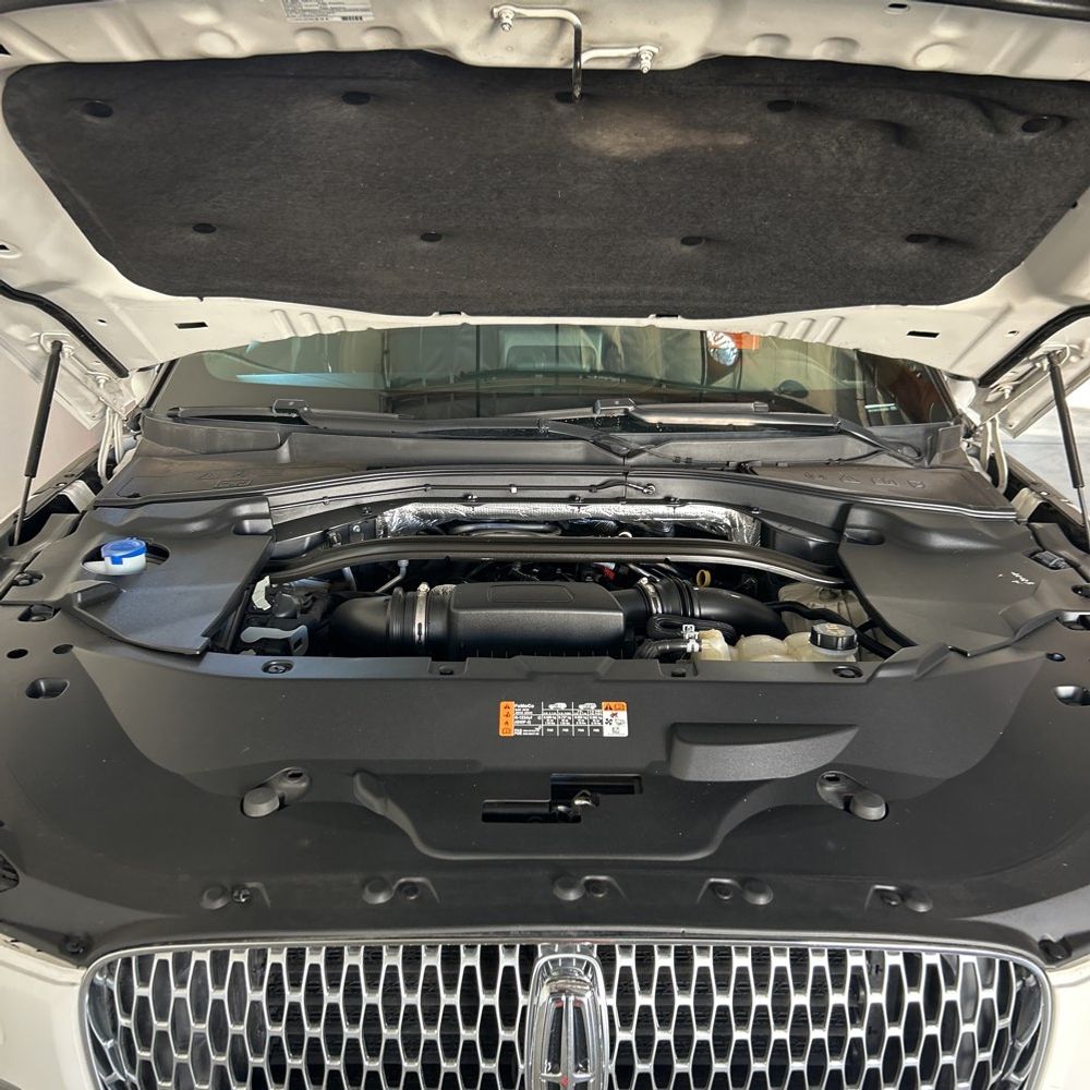 2020 Lincoln Aviator - Image 17