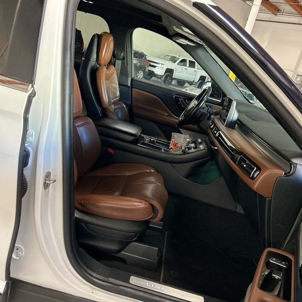 2020 Lincoln Aviator - Image 37