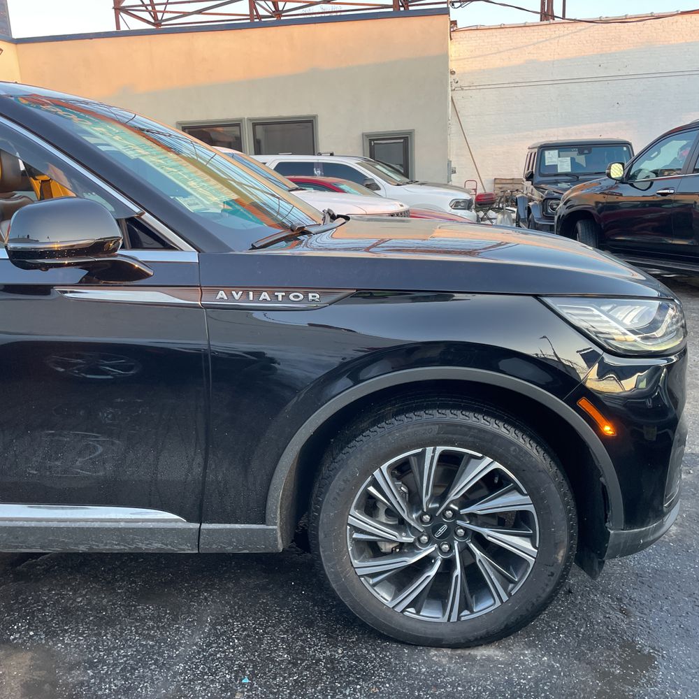 2025 Lincoln Aviator - Image 39