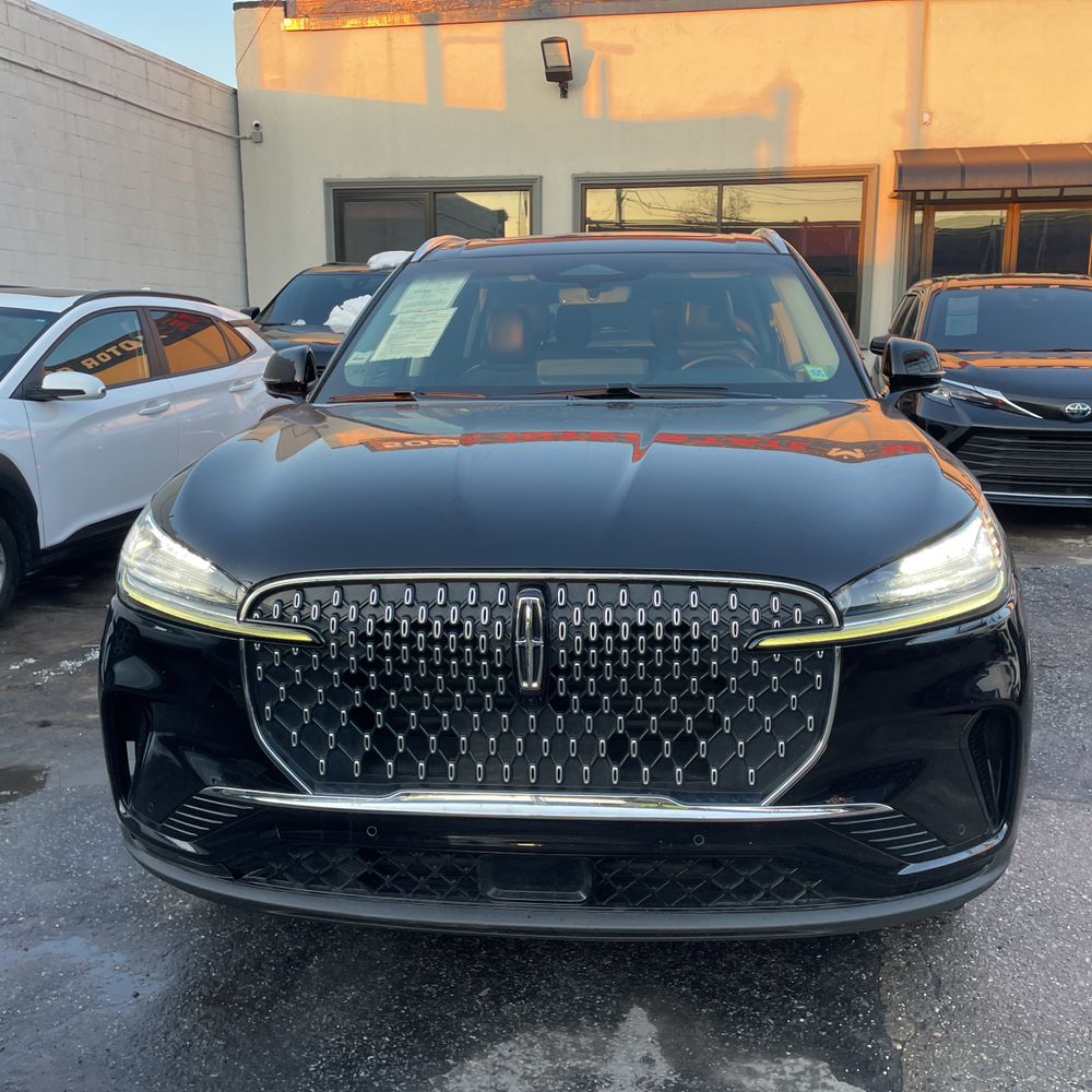 2025 Lincoln Aviator - Image 43