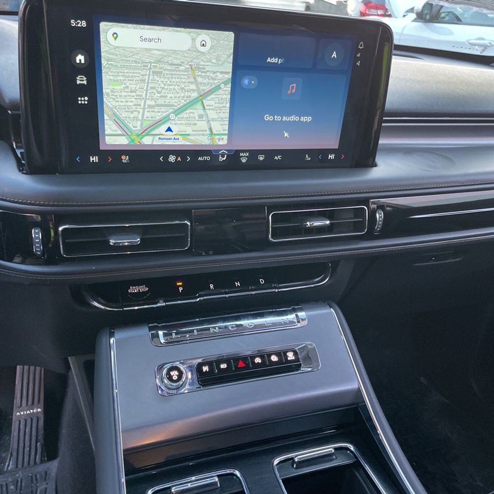 2025 Lincoln Aviator - Image 46