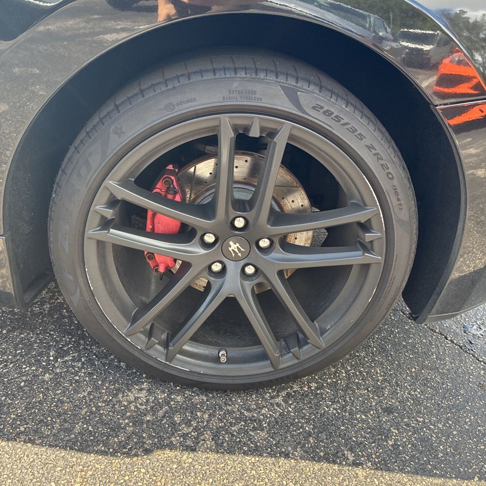 2017 Maserati GranTurismo - Image 7