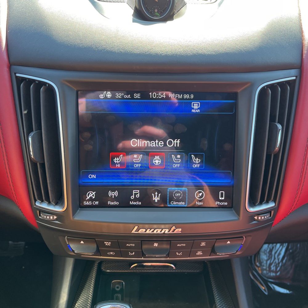 2019 Maserati Levante - Image 29