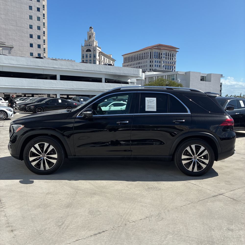 2025 Mercedes-Benz GLE - Image 23