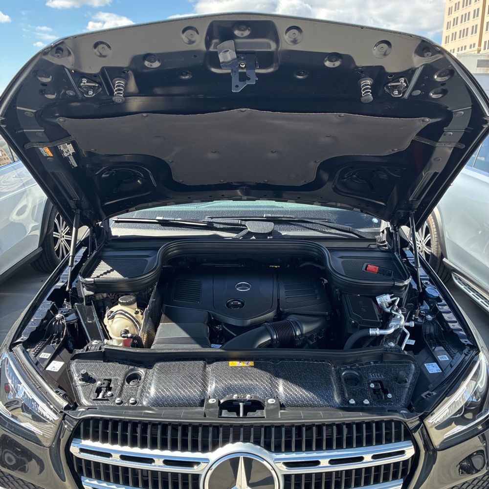 2025 Mercedes-Benz GLE - Image 42
