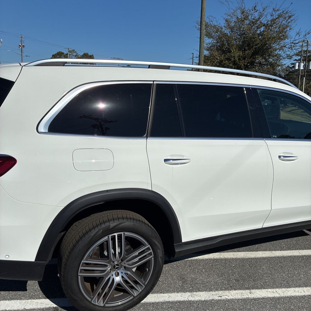 2024 Mercedes-Benz GLS - Image 4