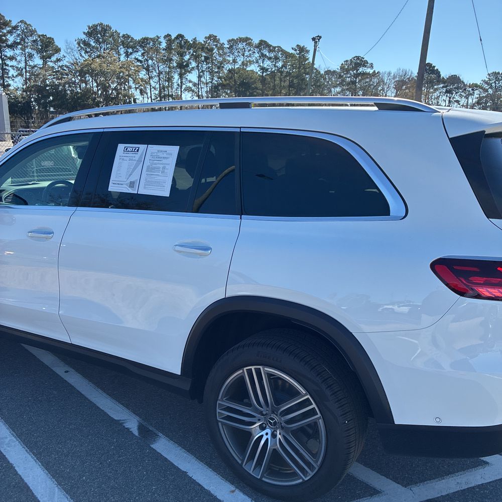 2024 Mercedes-Benz GLS - Image 21
