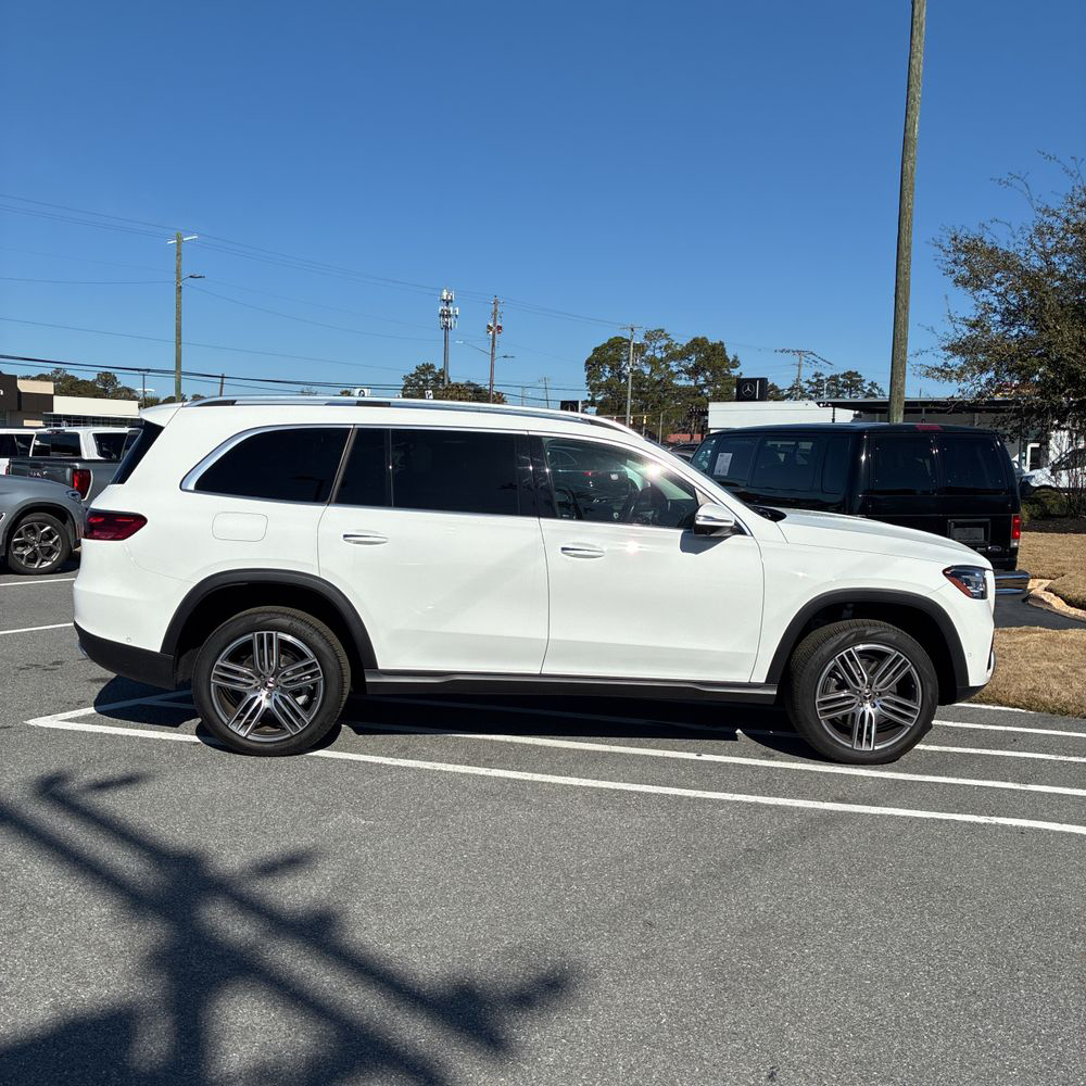 2024 Mercedes-Benz GLS - Image 26